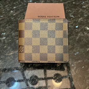 LV men Wallet